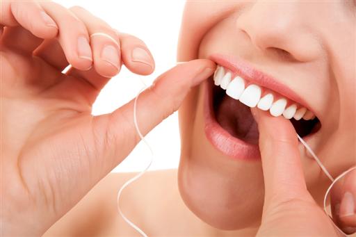 simple flossing steps, omaha cosmetic dentist, Dr. Bolding
